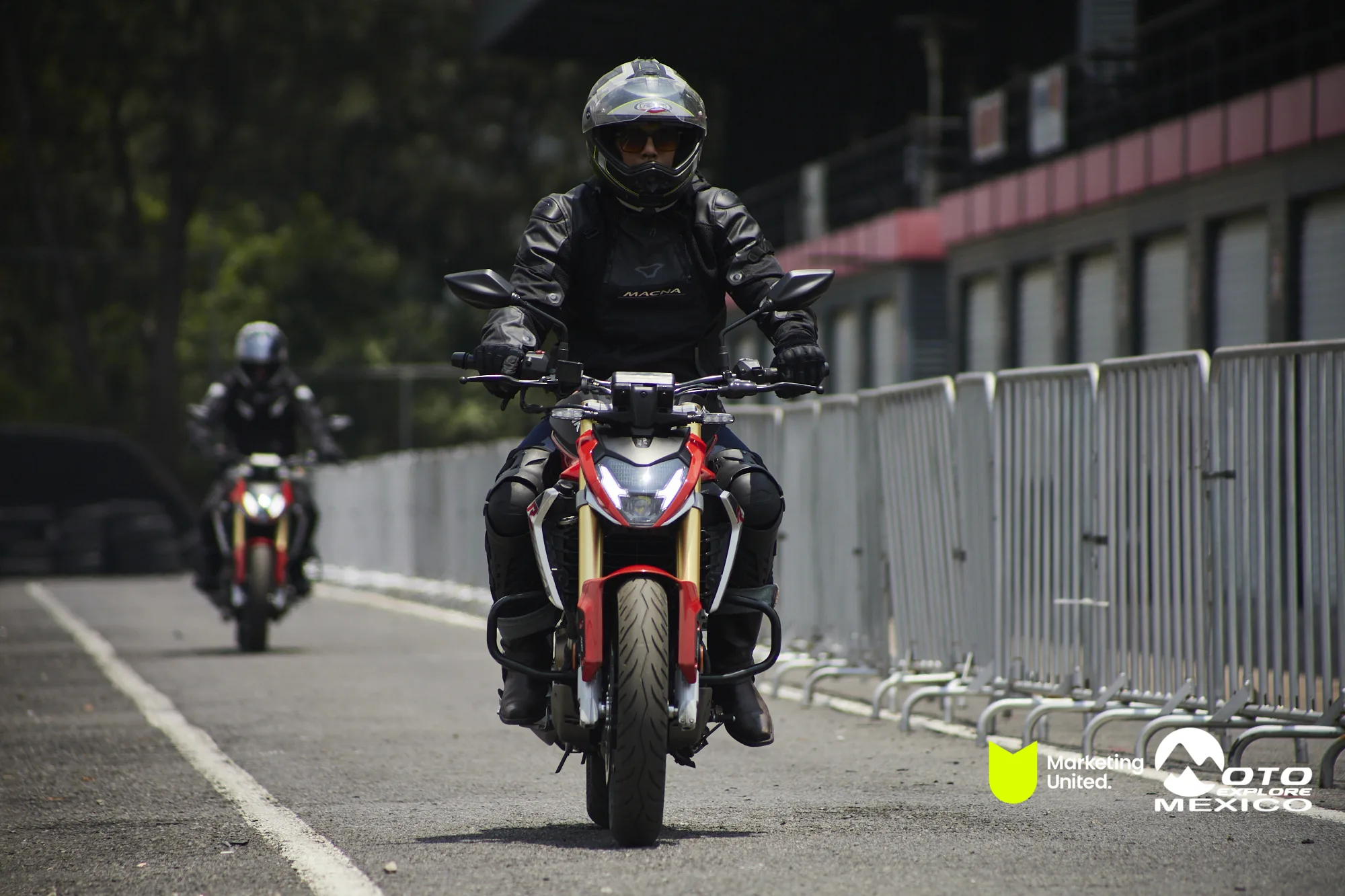 HUNK TRACKDAY 451